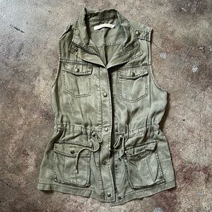 Max jeans -Military vest